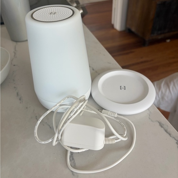 Hatch Rest+ Sound Machine Nightlight - Picture 2 of 3